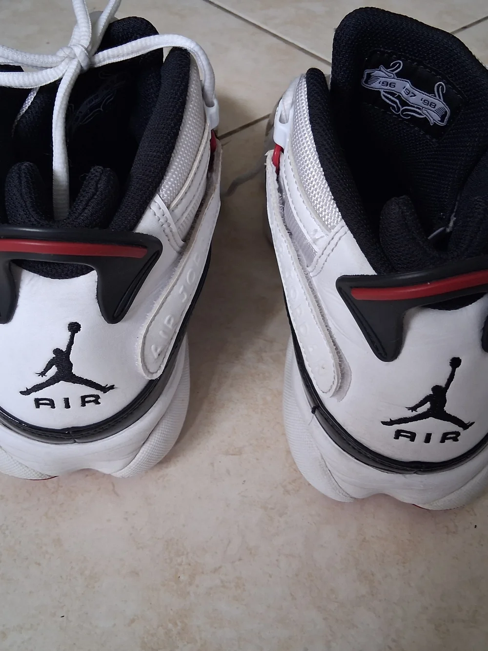 Jordan black vr